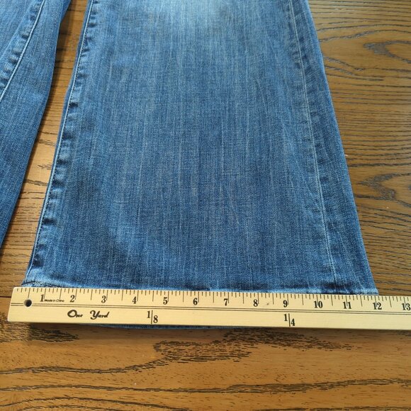 White House Black Market Blue Denim Jeans Sz 10 Wide Leg Extra High-Rise Soft - Picture 13 of 14
